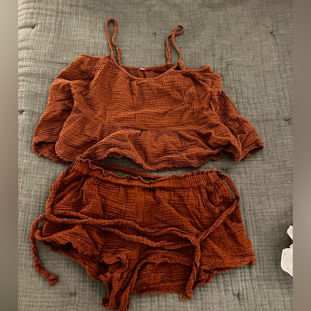 Anthropologie Muslin set